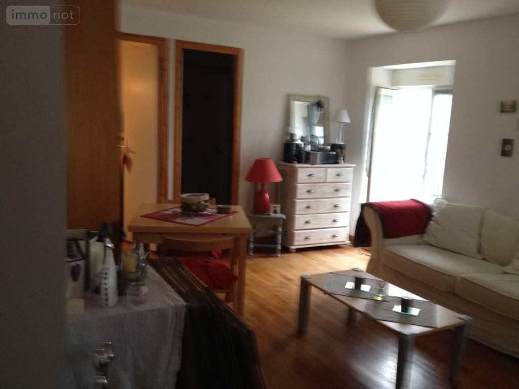 Location appartement La-Ferté-Bernard 72400 Sarthe 25 m2  363 euros