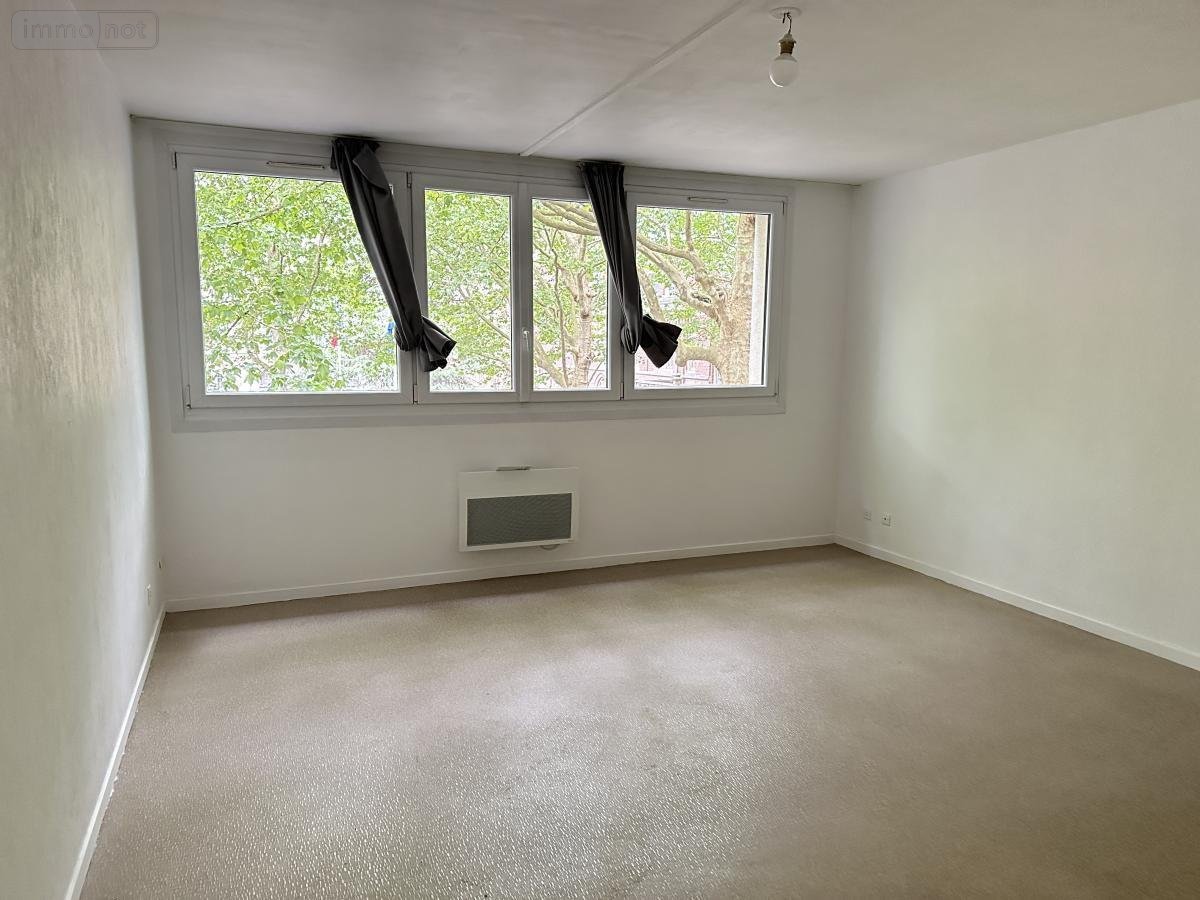 Location appartement Lille 59000 Nord 28 m2  520 euros