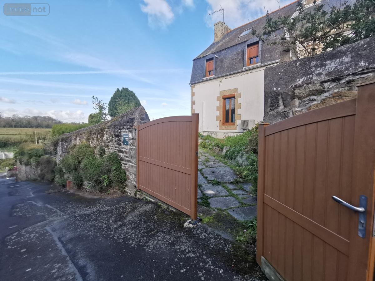 Maison a vendre La Roche-Jaudy 22450 Côtes-d'Armor 150 m2 6 pièces 152600 euros