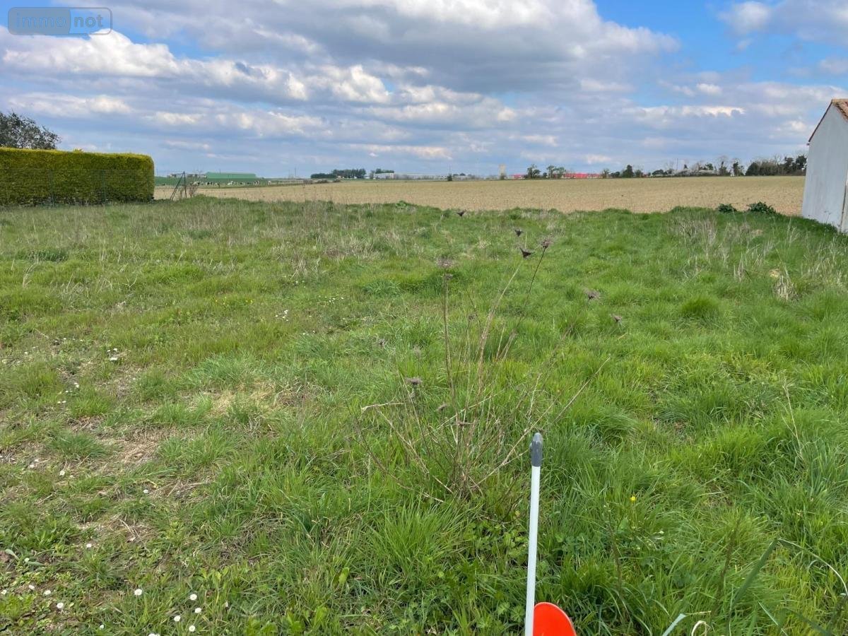 Terrain a batir a vendre Andilly 17230 Charente-Maritime 702 m2  147000 euros