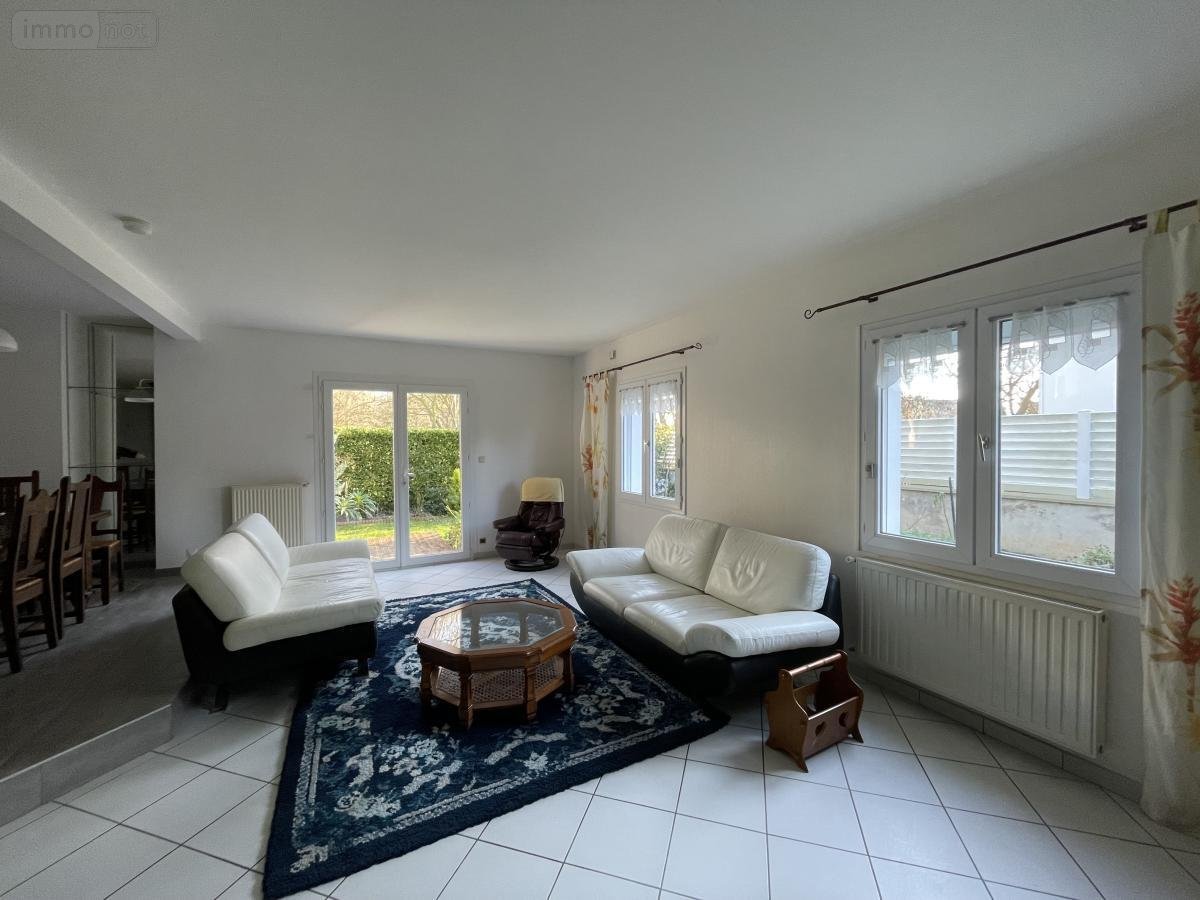 Location maison Saint-Malo 35400 Ille-et-Vilaine 144 m2 6 pièces 1660 euros