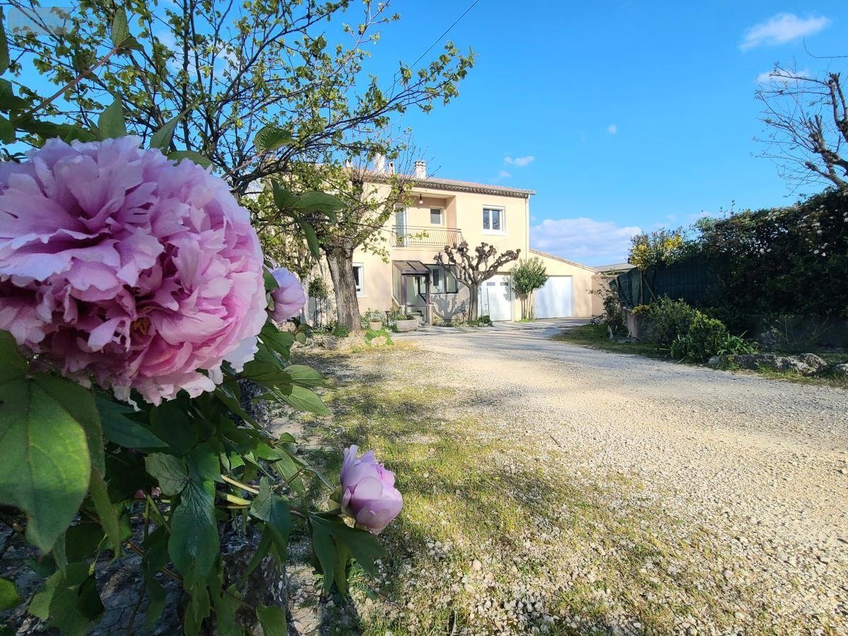 Maison a vendre Pierrelatte 26700 Drôme 177 m2  366000 euros