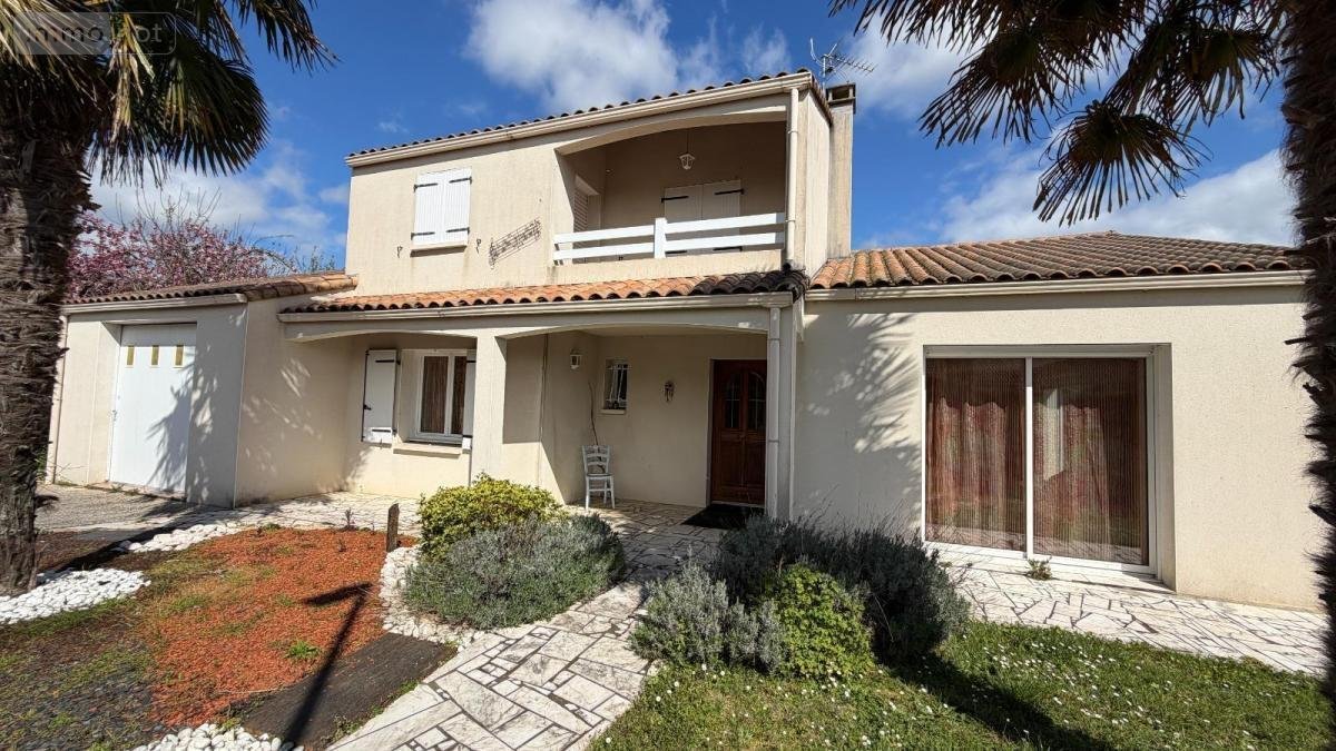 Maison a vendre Niort 79000 Deux-Sèvres 128 m2 5 pièces 239200 euros