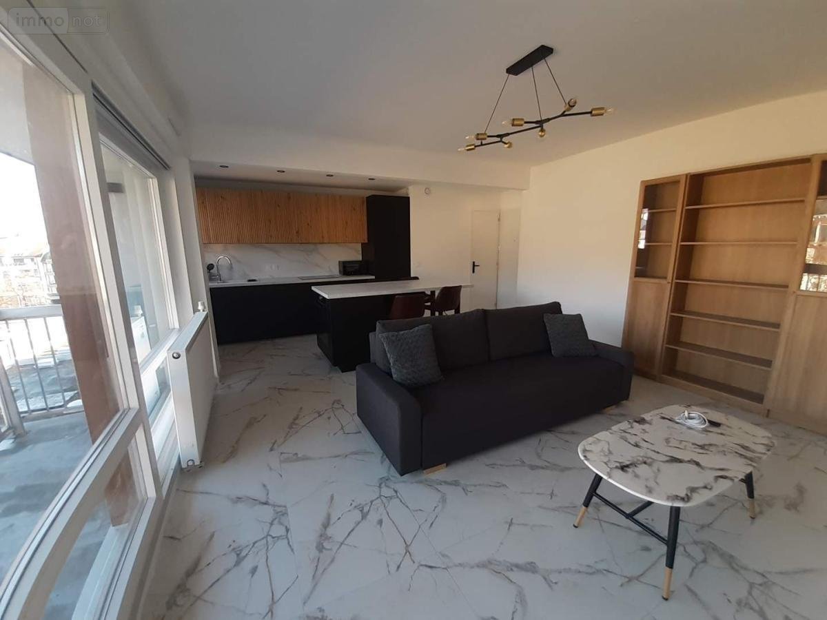 Location appartement Divonne-les-Bains 01220 Ain 46 m2 1 pièce 1580 euros