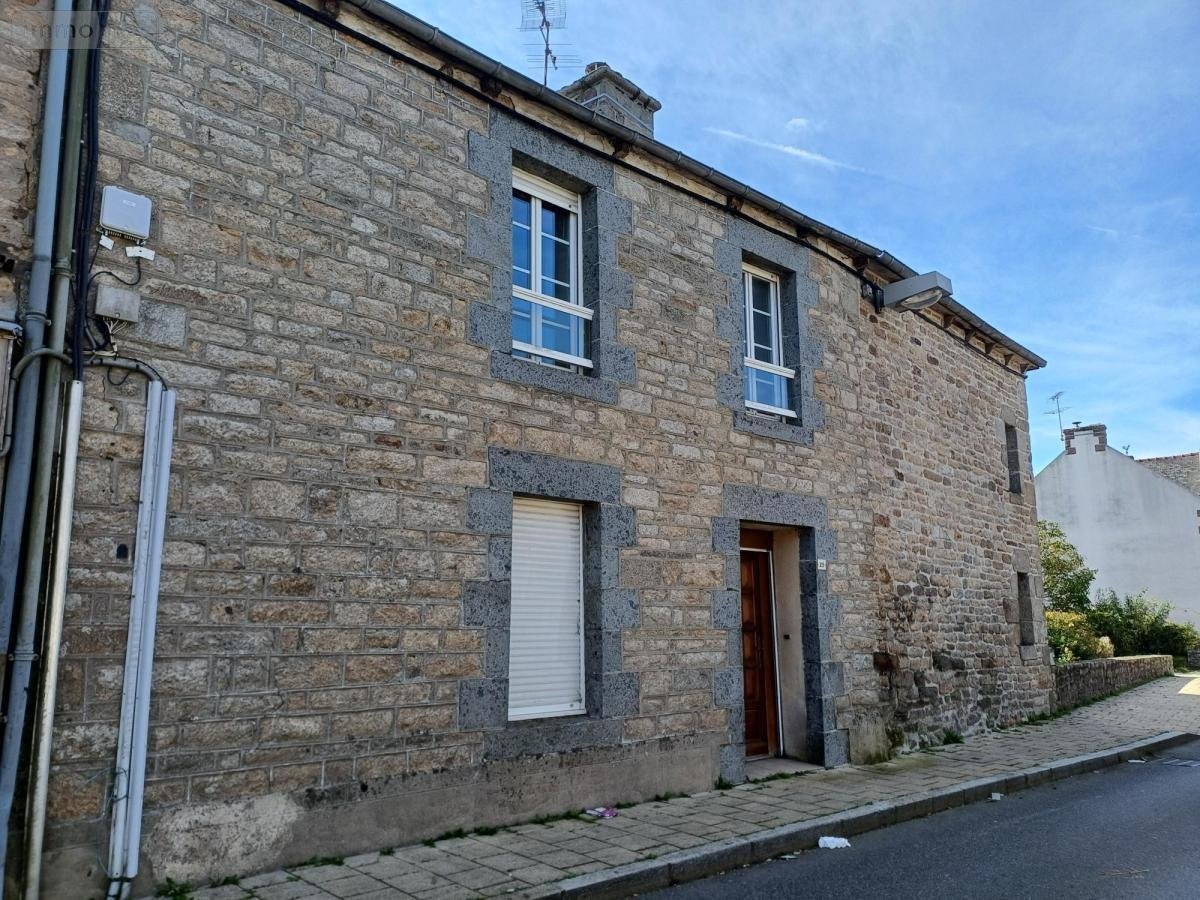 Maison a vendre Le Mené 22330 Côtes-d'Armor 126 m2  164300 euros