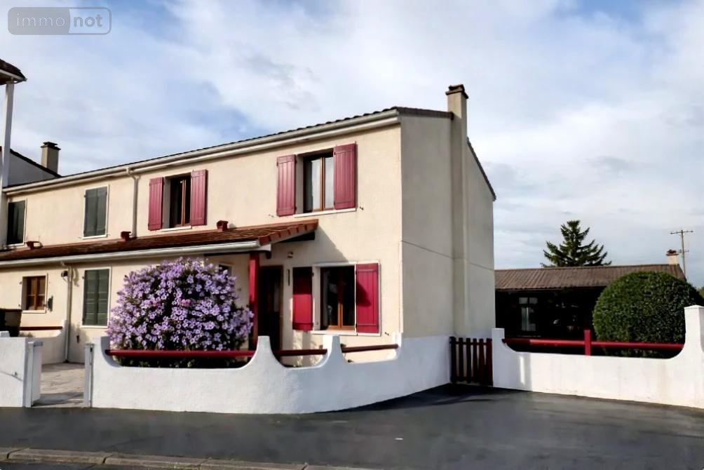 Maison a vendre Cholet 49300 Maine-et-Loire 92 m2 4 pièces 188640 euros