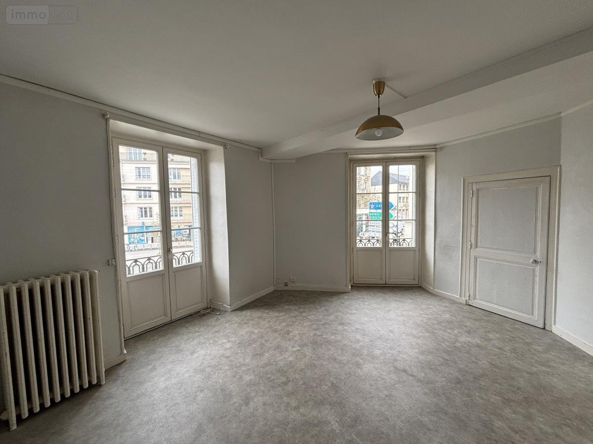 Location appartement Laval 53000 Mayenne 64 m2 3 pièces 650 euros