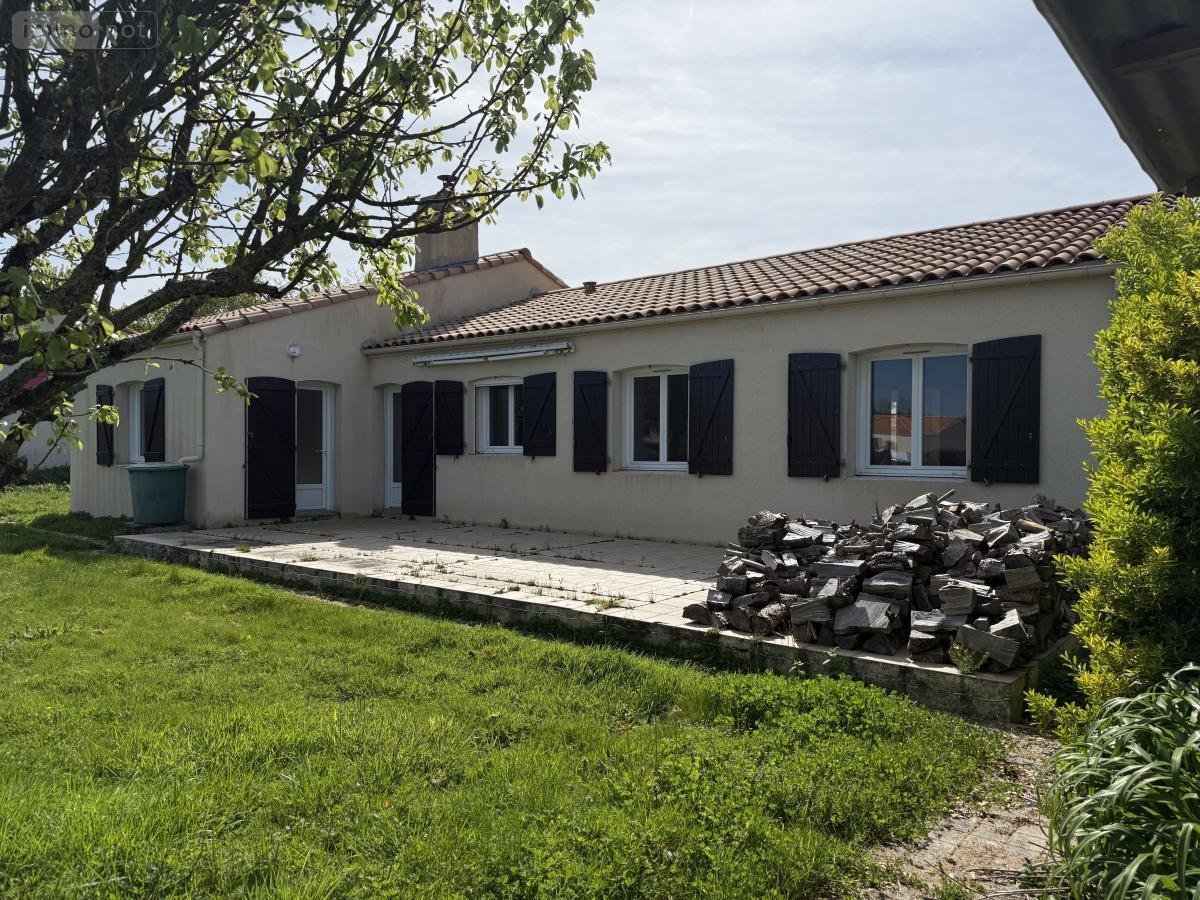 Maison a vendre Saint-Julien-des-Landes 85150 Vendée 112 m2 5 pièces 233750 euros