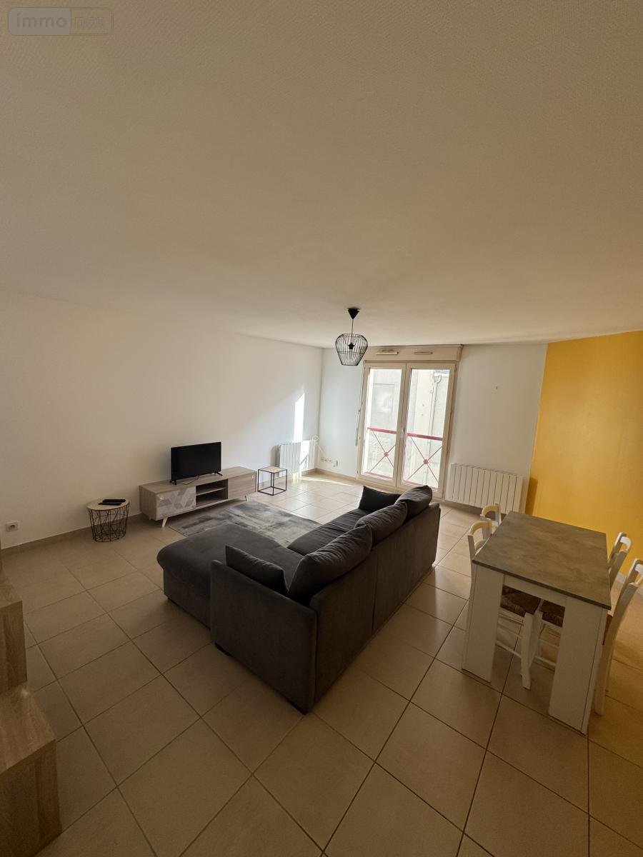 Location appartement Angers 49000 Maine-et-Loire 76 m2 3 pièces 887 euros