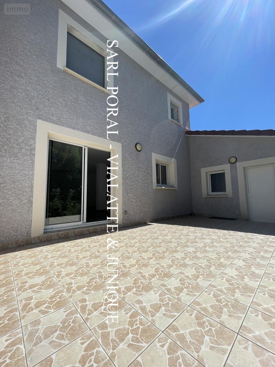 Location maison Ambérieu-en-Bugey 01500 Ain 88 m2 4 pièces 1000 euros