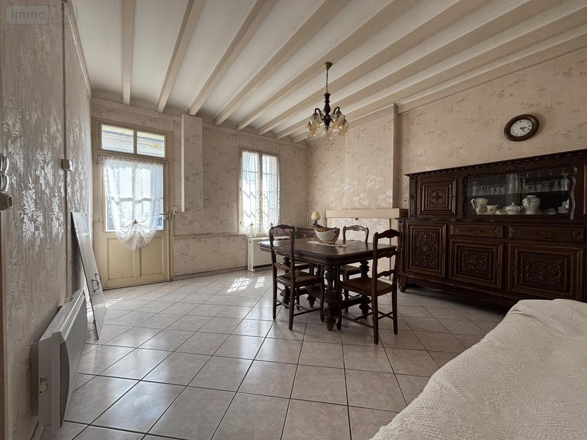 Maison a vendre Neuvy-le-Roi 37370 Indre-et-Loire 93 m2 5 pièces 170000 euros