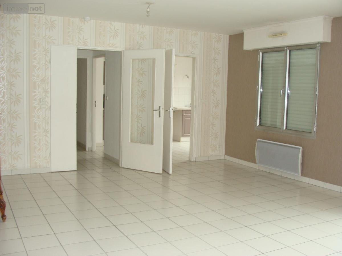 Location appartement Hénin-Beaumont 62110 Pas-de-Calais 81 m2 3 pièces 760 euros