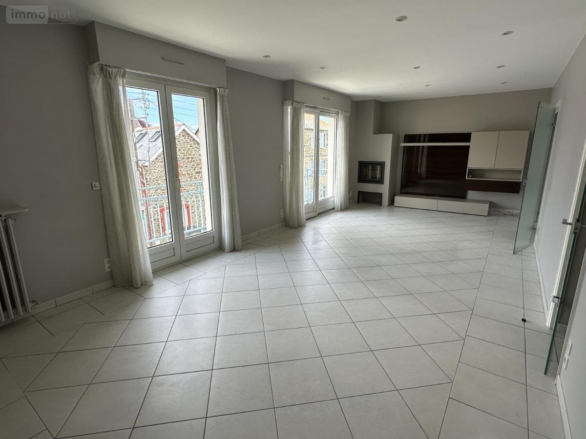Appartement a vendre Saint-Malo 35400 Ille-et-Vilaine 100 m2 5 pièces 416000 euros