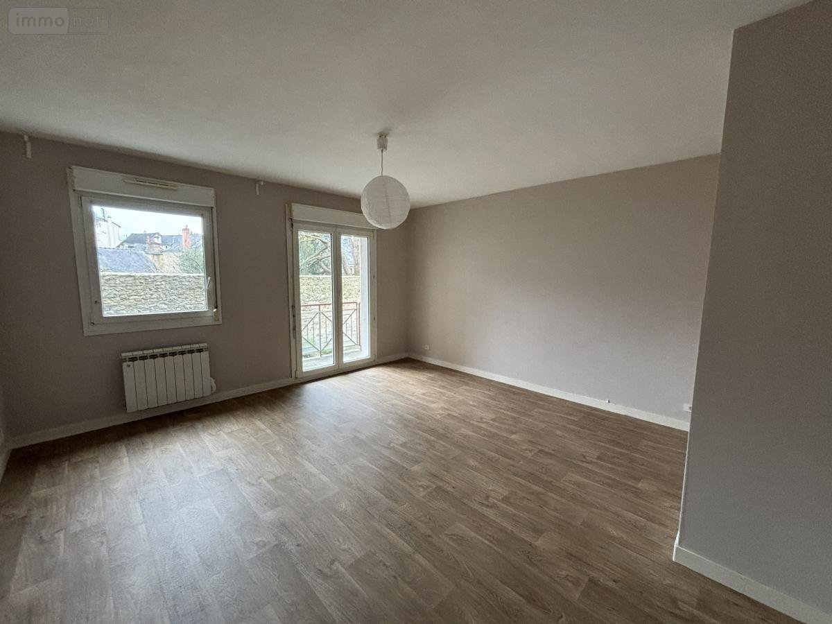 Location appartement Laval 53000 Mayenne 45 m2 2 pièces 550 euros