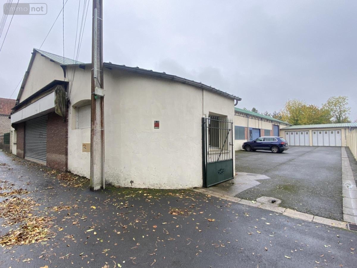 Location fonds et murs commerciaux Proville 59267 Nord 587 m2  2500 euros