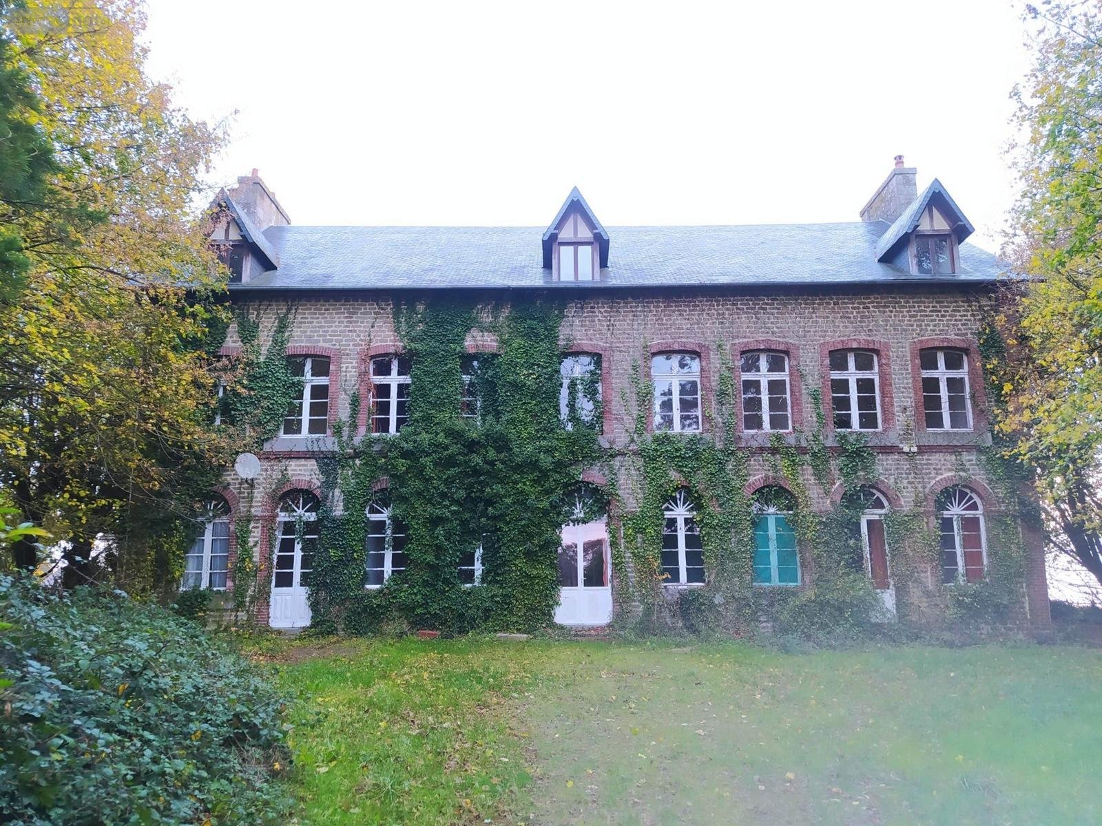 Maison a vendre Saint-Paul 61100 Orne 527 m2 15 pièces 191000 euros