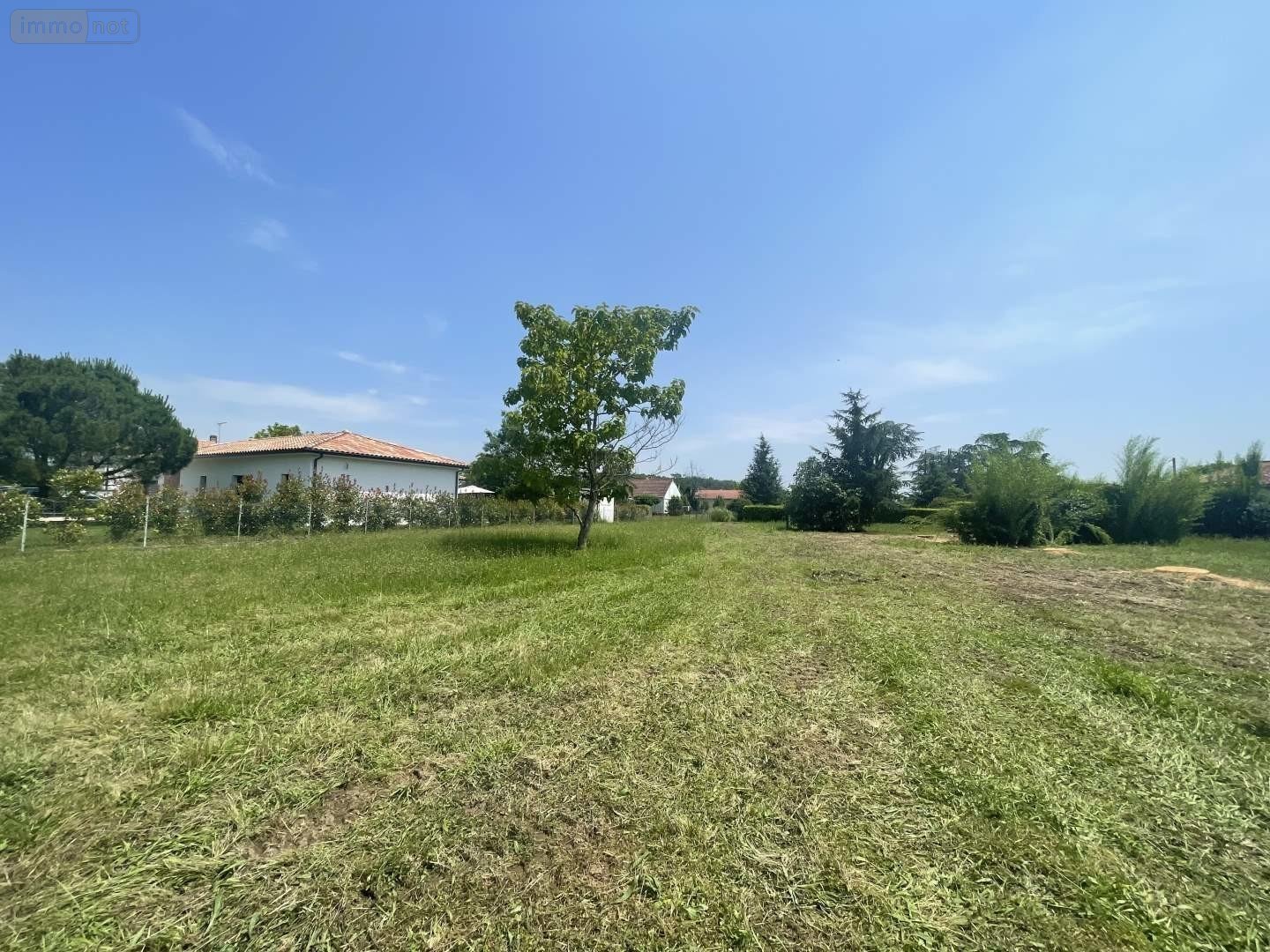 Terrain a batir a vendre Montauban 82000 Tarn-et-Garonne 900 m2  84400 euros