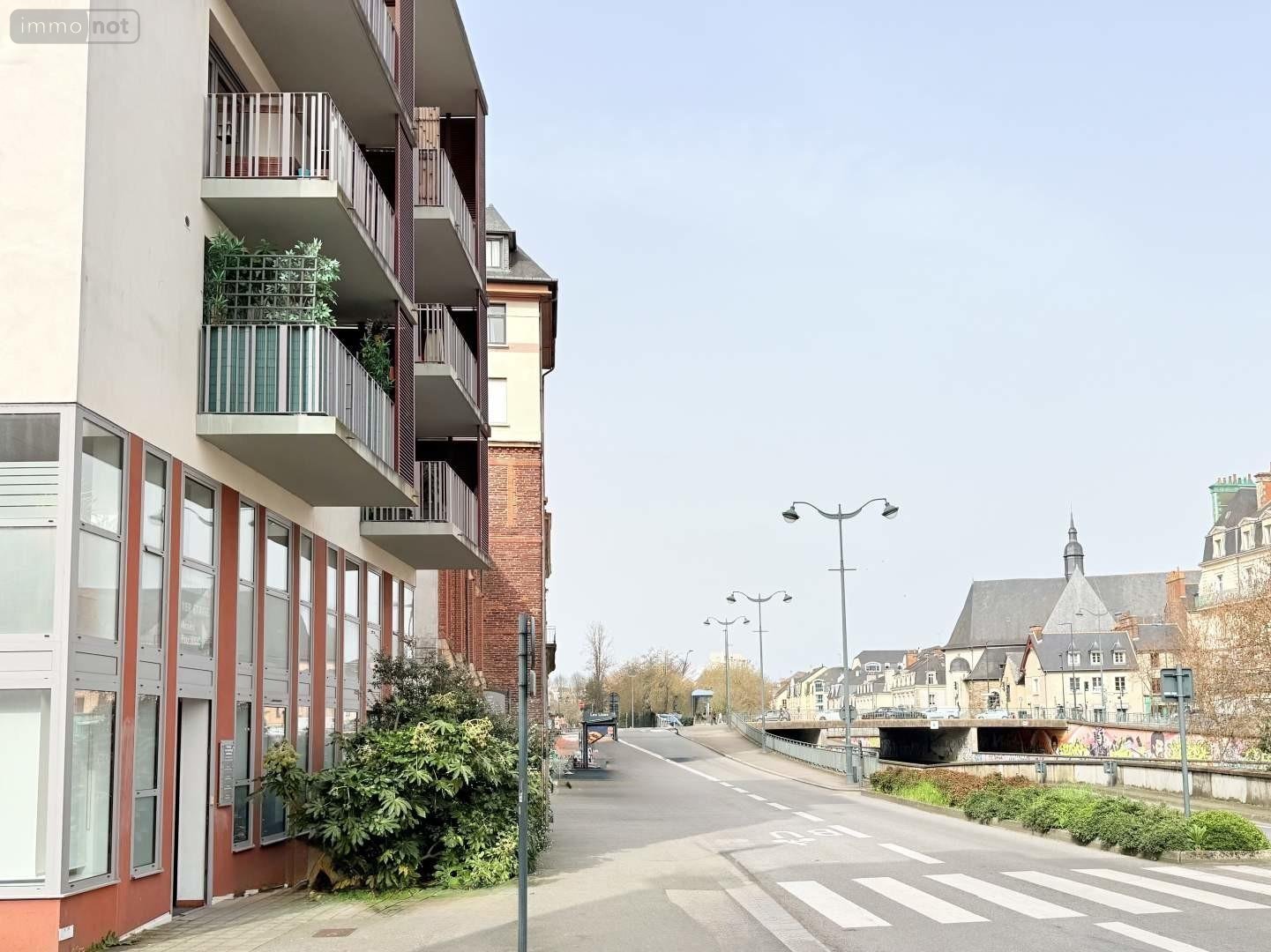 Garage et parking a vendre Rennes 35000 Ille-et-Vilaine  23500 euros