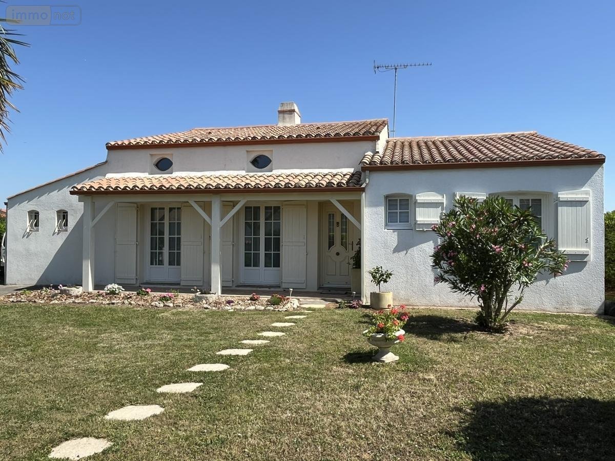 Maison a vendre Luçon 85400 Vendée 106 m2 5 pièces 290500 euros