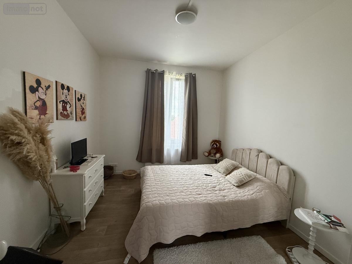 Immeuble a vendre Villers-Bretonneux 80800 Somme 220 m2  333000 euros