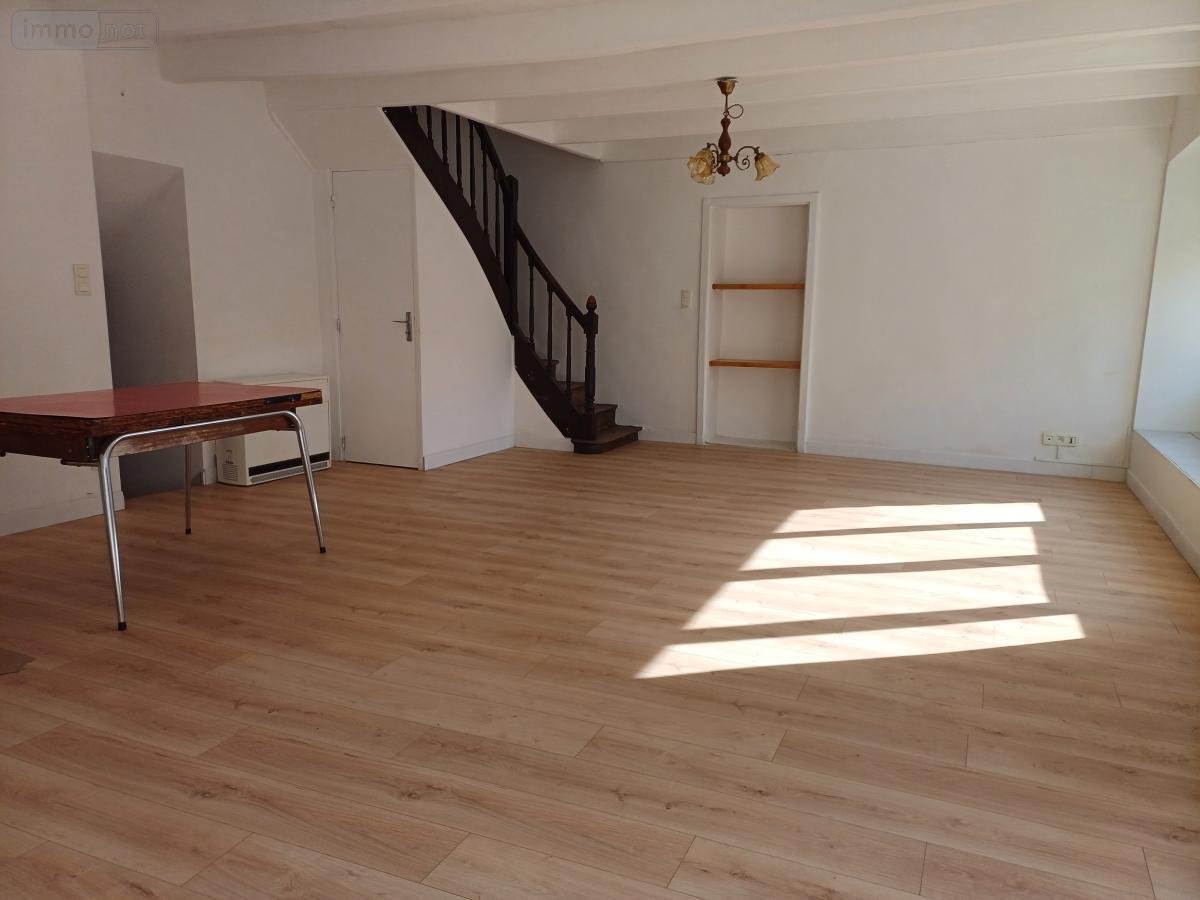 Immeuble a vendre Meslan 56320 Morbihan 158 m2  152785 euros