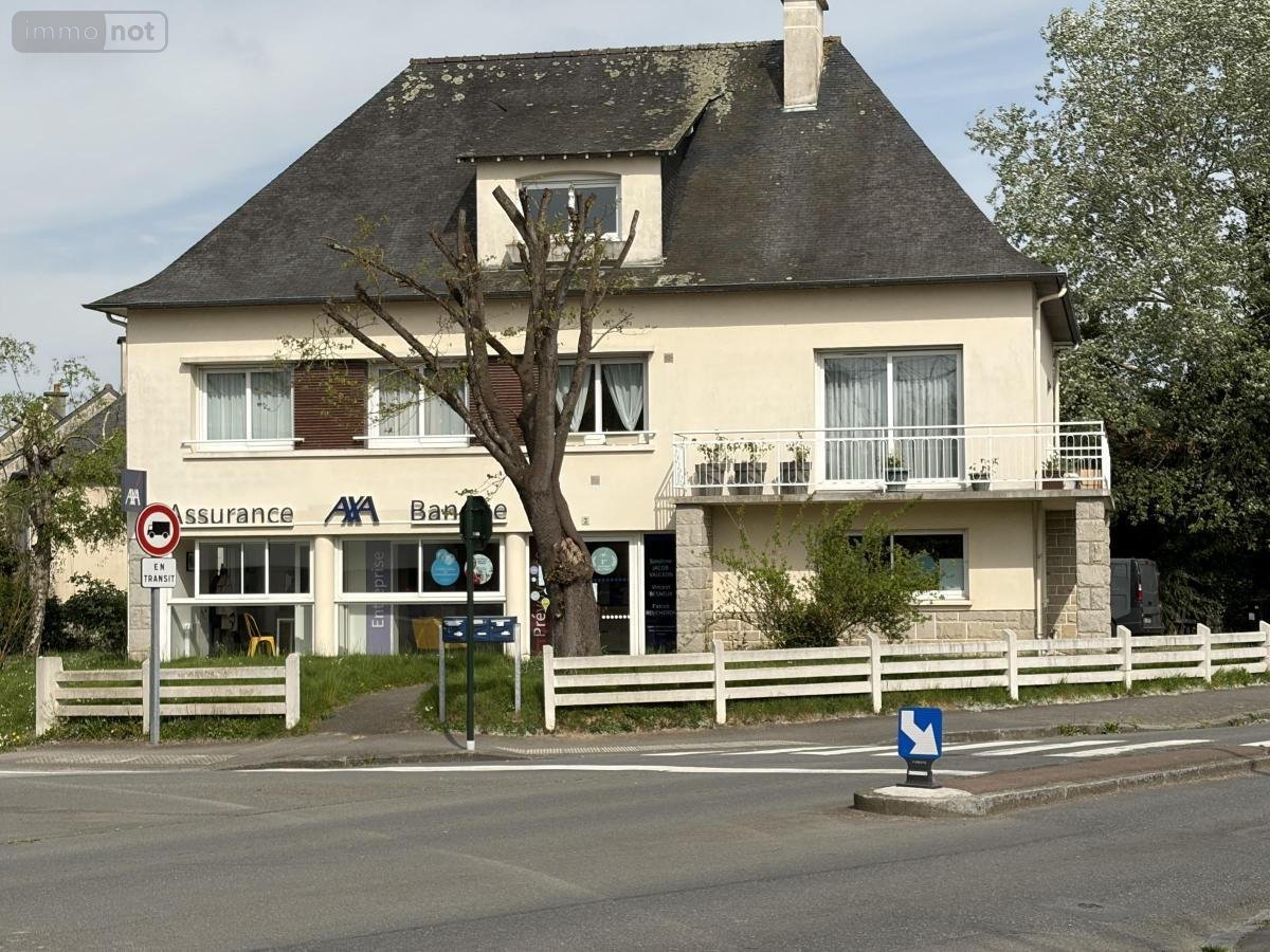 Location fonds et murs commerciaux Le Rheu 35650 Ille-et-Vilaine 100 m2  1555 euros