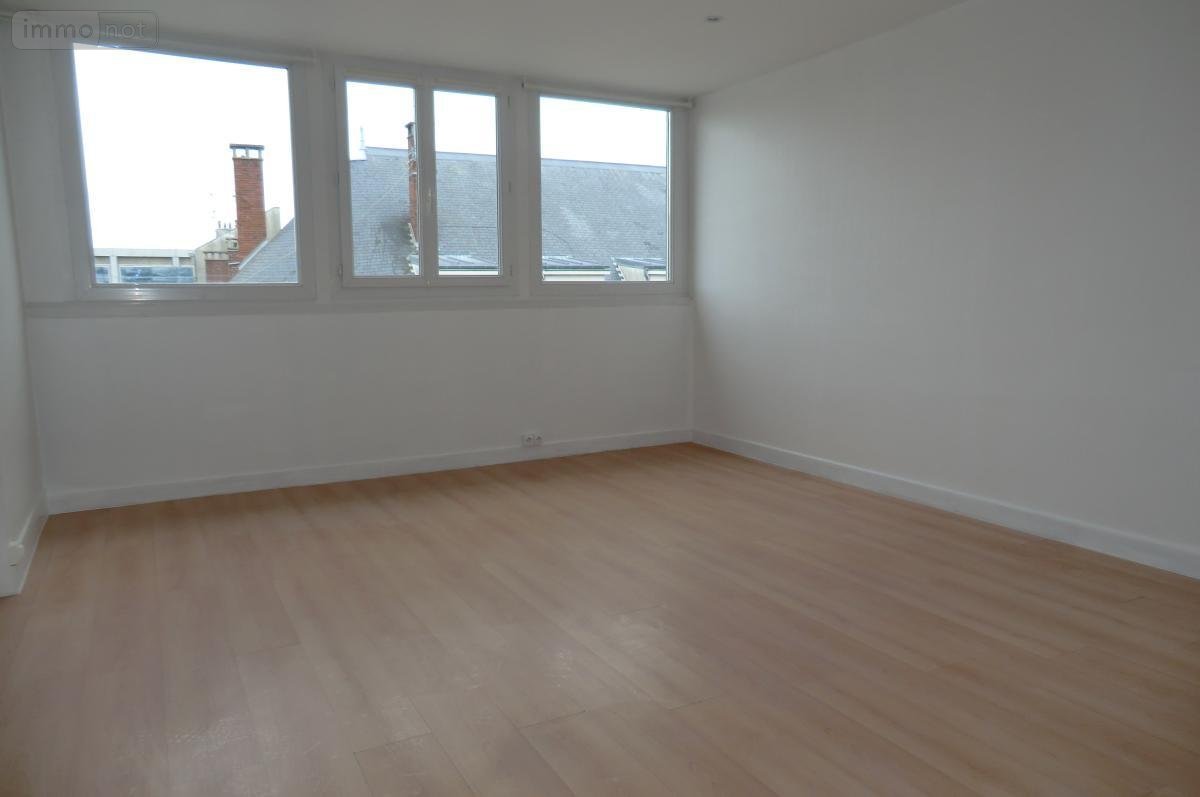 Location appartement Amiens 80000 Somme 33 m2 1 pièce 457 euros