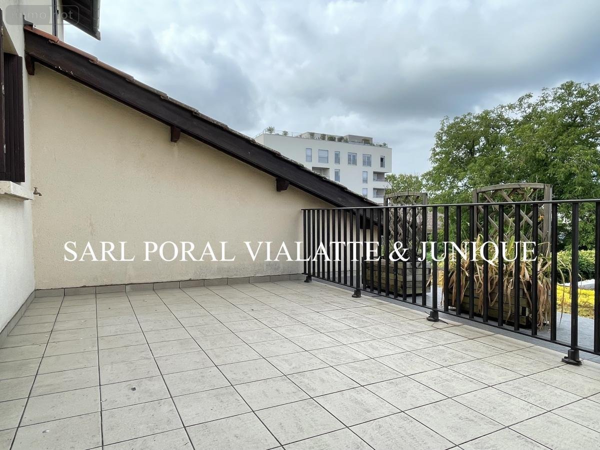 Location appartement Ambérieu-en-Bugey 01500 Ain 125 m2 4 pièces 1124 euros