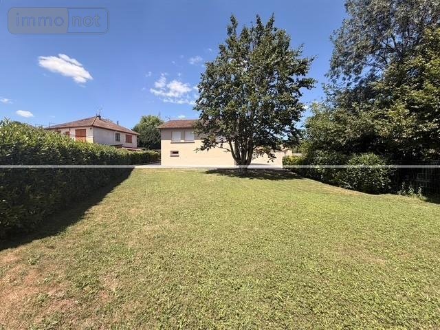 Location maison Mâcon 71000 Saône-et-Loire 140 m2  1188 euros