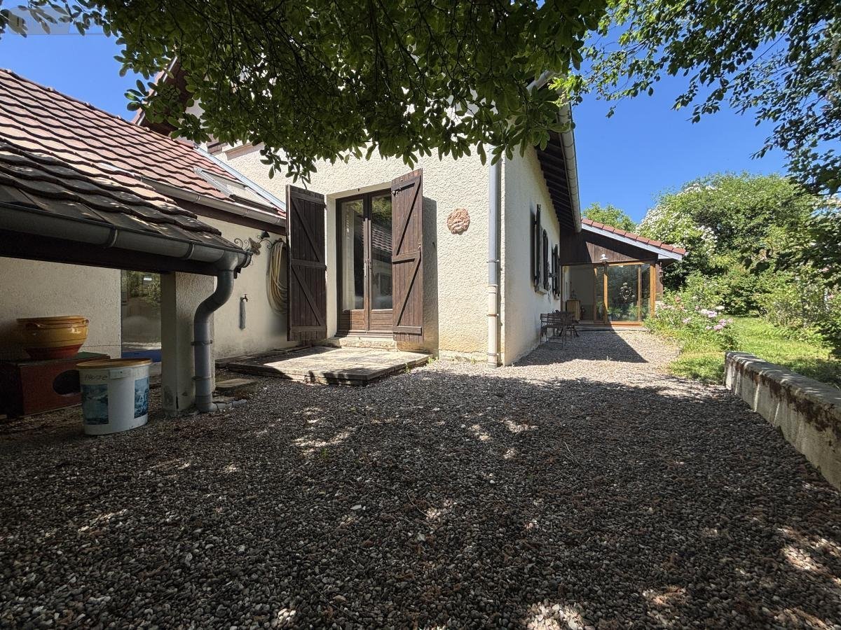 Maison a vendre Lougres 25260 Doubs 211 m2 8 pièces 199000 euros