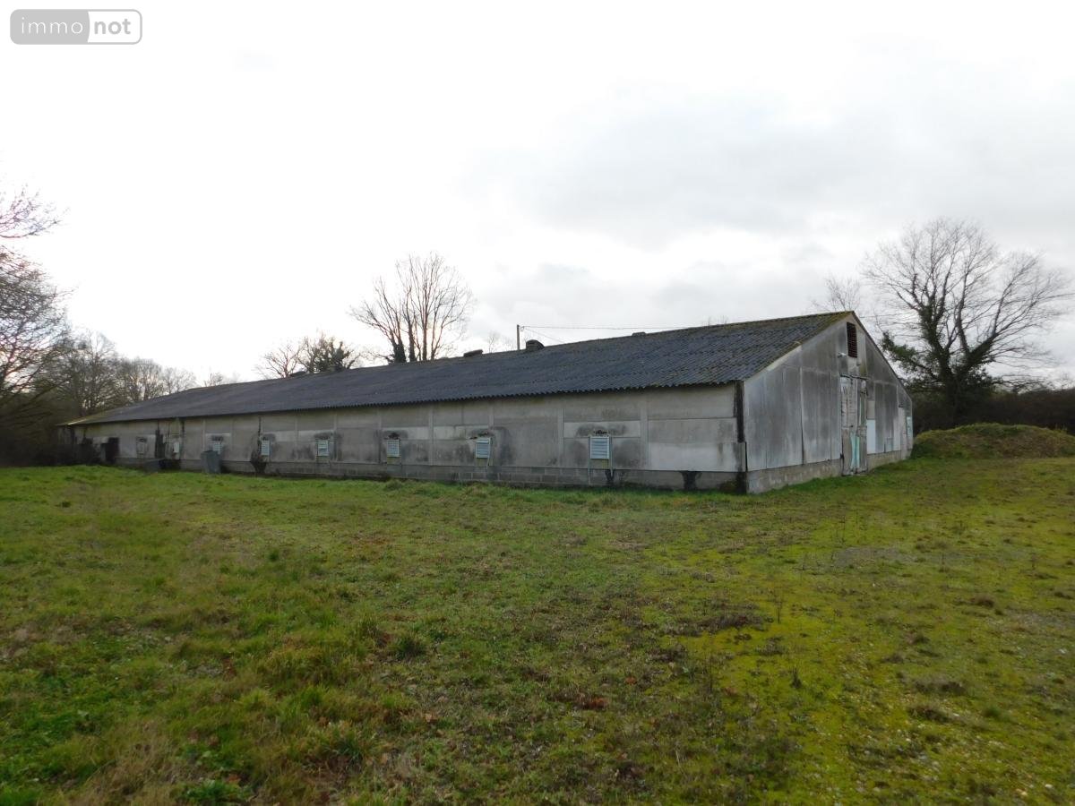 Divers a vendre Notre-Dame-du-Pé 72300 Sarthe 760 m2  21200 euros