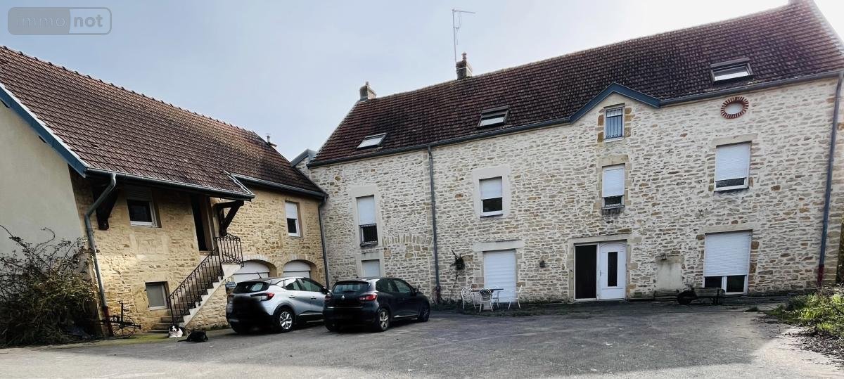 Immeuble a vendre Champvans 39100 Jura 452 m2  280000 euros