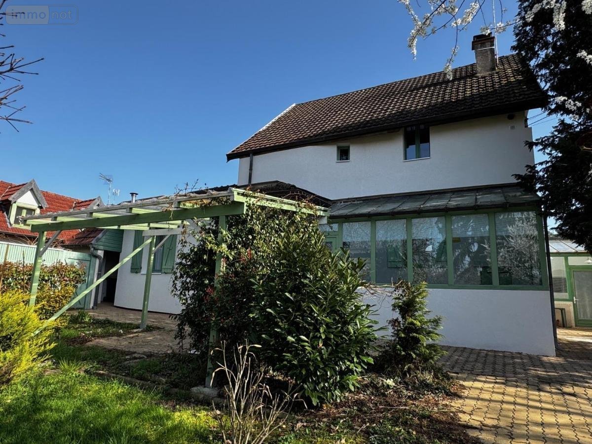 Location maison Dole 39100 Jura 133 m2 6 pièces 1055 euros