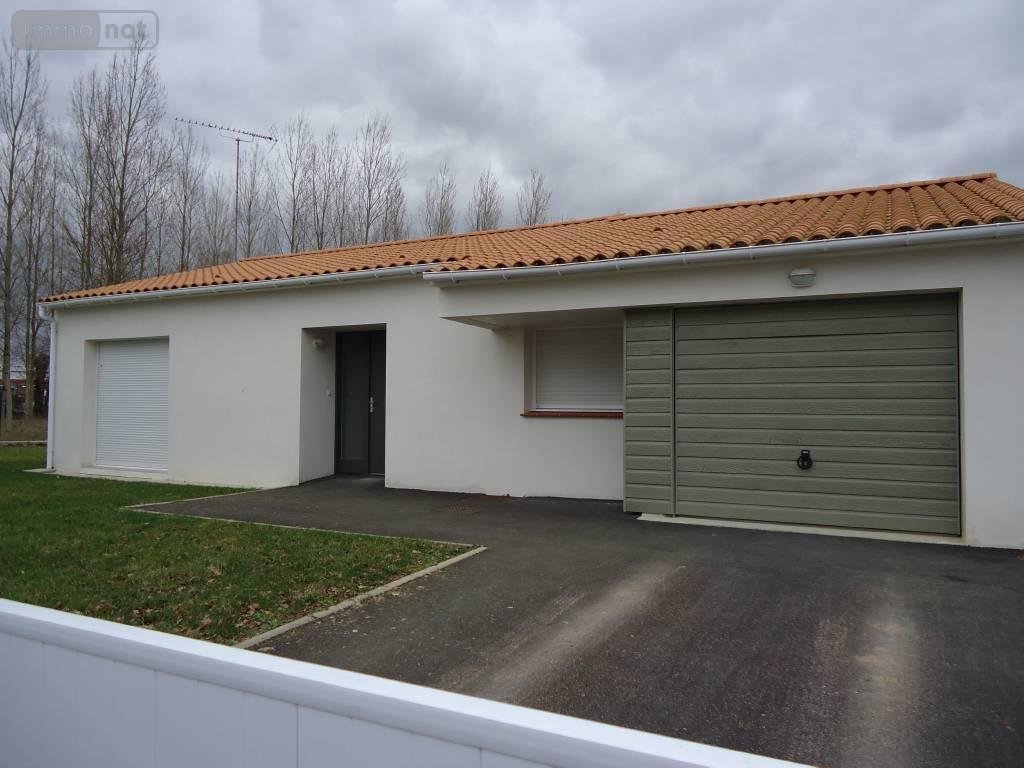Location maison Challans 85300 Vendée 82 m2 3 pièces 830 euros