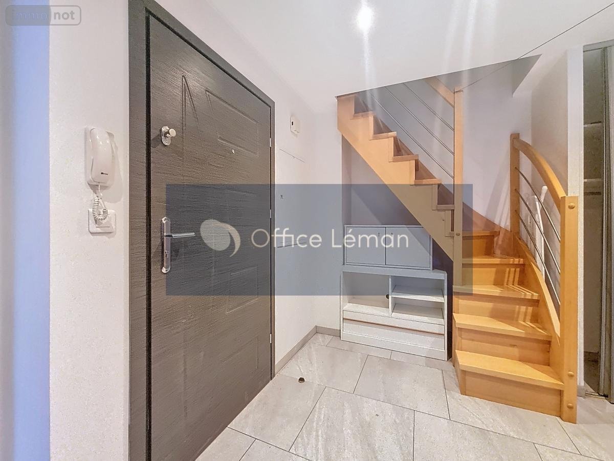 Immeuble a vendre Ségny 01170 Ain 310 m2  1200000 euros