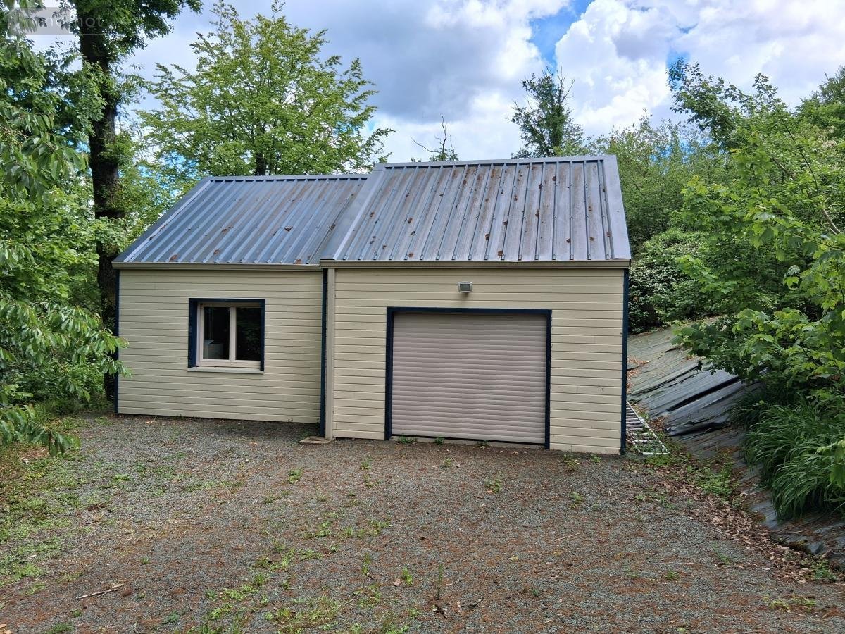 Terrain a batir a vendre Bagnoles-de-l'Orne-Normandie 61140 Orne 1000 m2  54200 euros