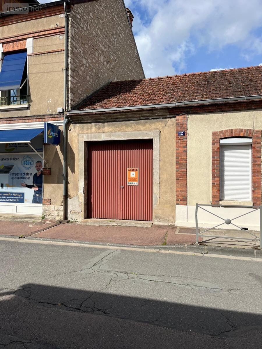 Location garage et parking Montargis 45200 Loiret 20 m2  60 euros