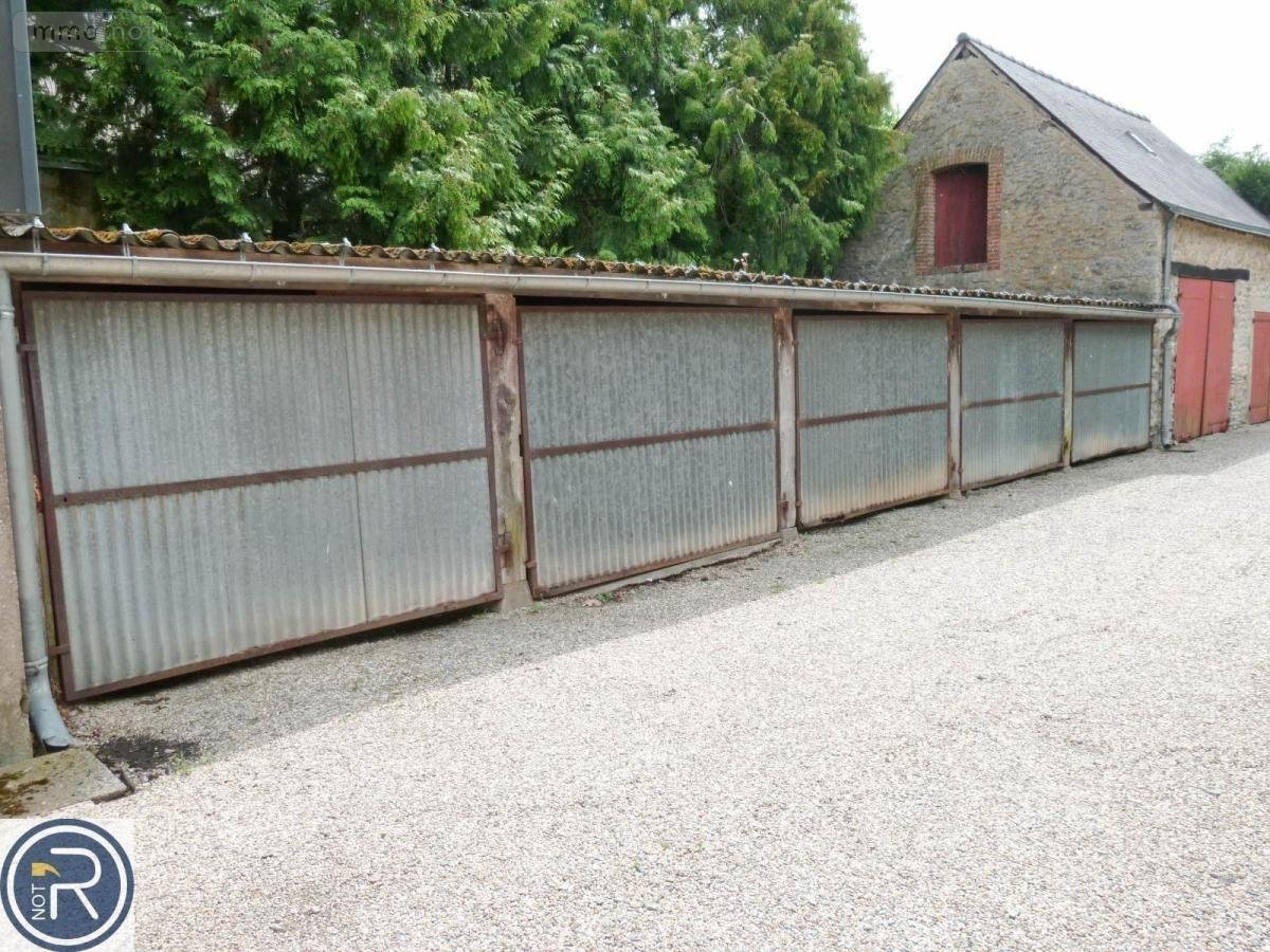 Location garage et parking Laval 53000 Mayenne 14 m2  55 euros