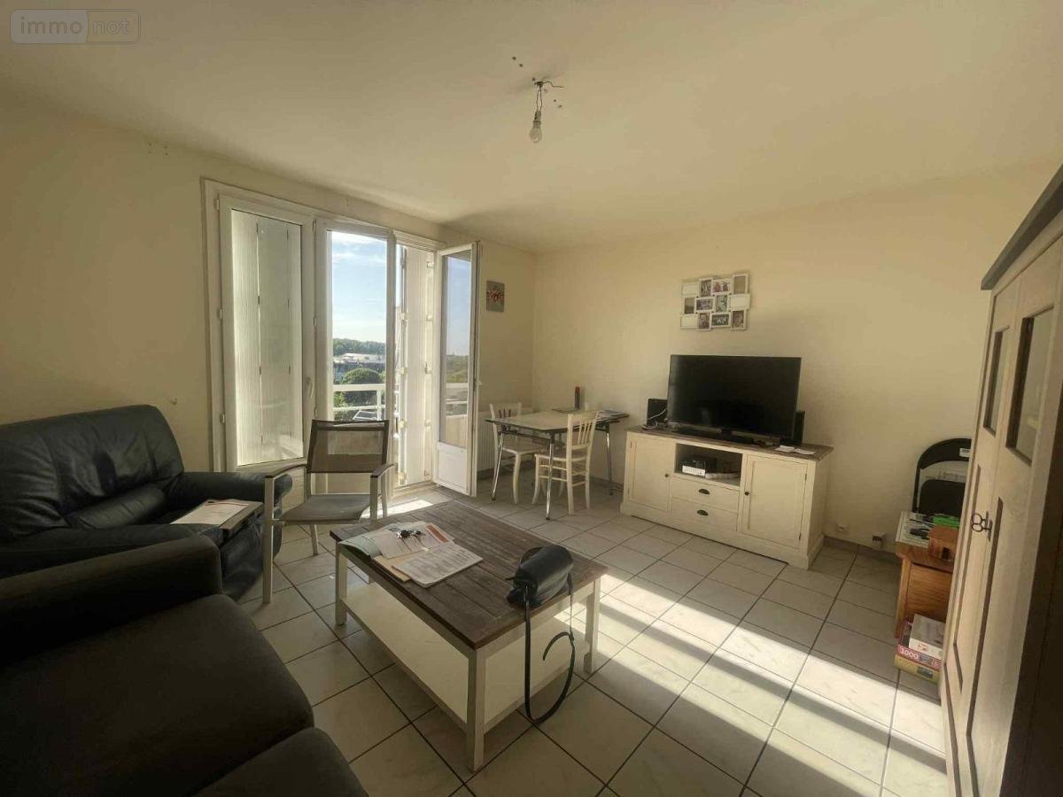 Appartement a vendre Bagneux 49400 Maine-et-Loire 56 m2 3 pièces 90100 euros