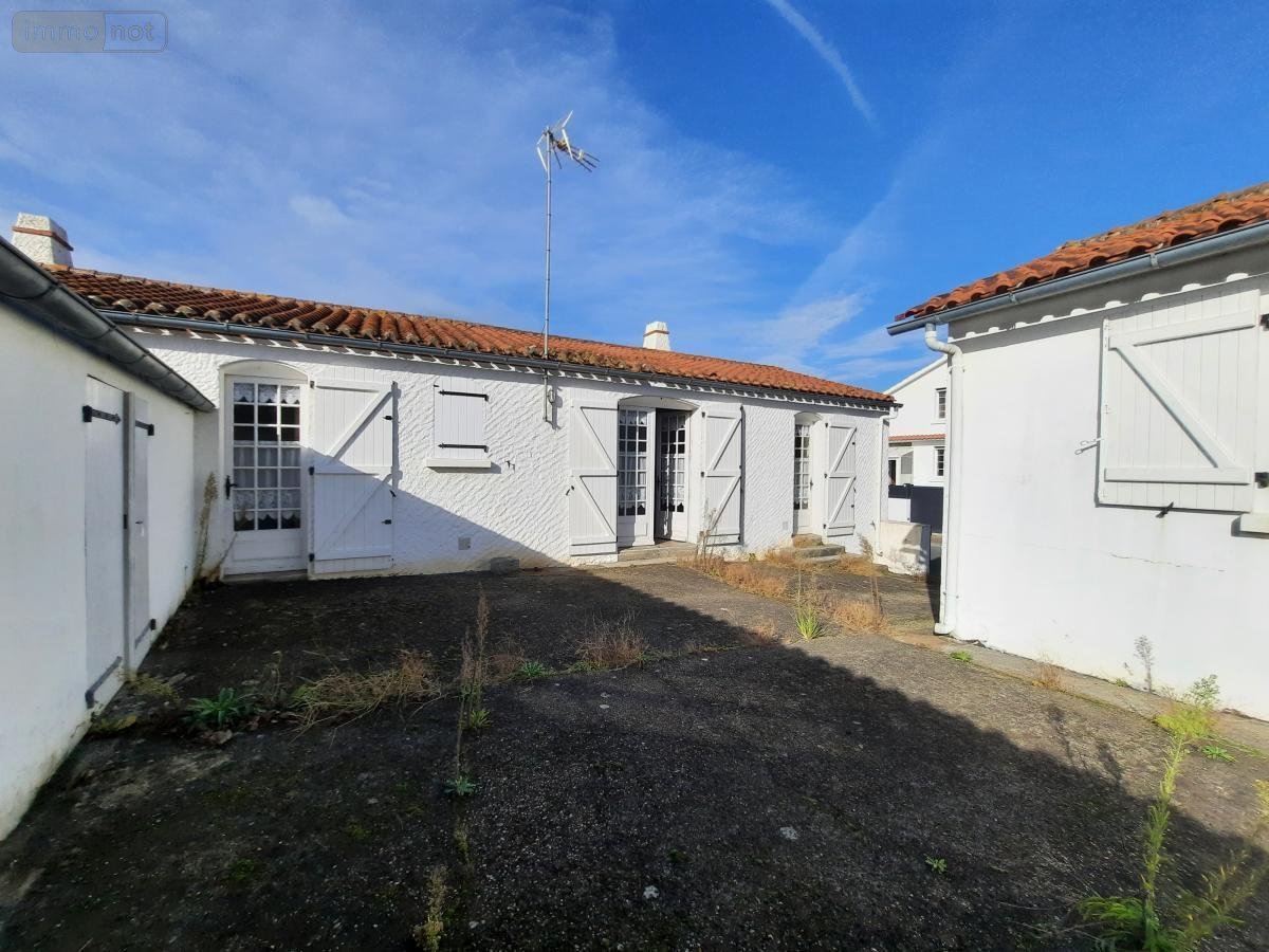 Maison a vendre Le Fenouiller 85800 Vendée 109 m2 5 pièces 210600 euros