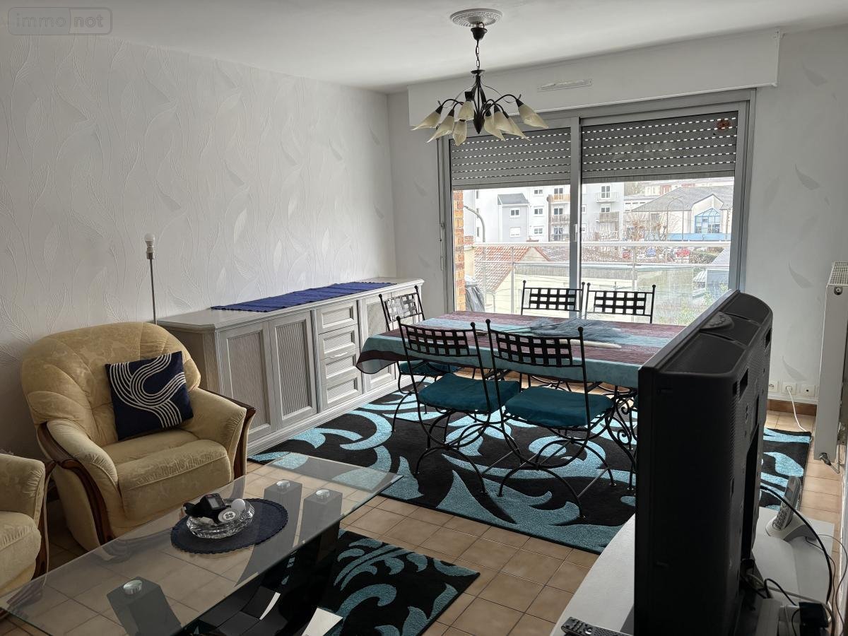 Appartement a vendre Hénin-Beaumont 62110 Pas-de-Calais 55 m2  97080 euros