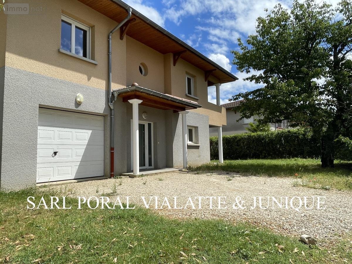Location maison Saint-Denis-en-Bugey 01500 Ain 110 m2 4 pièces 1330 euros