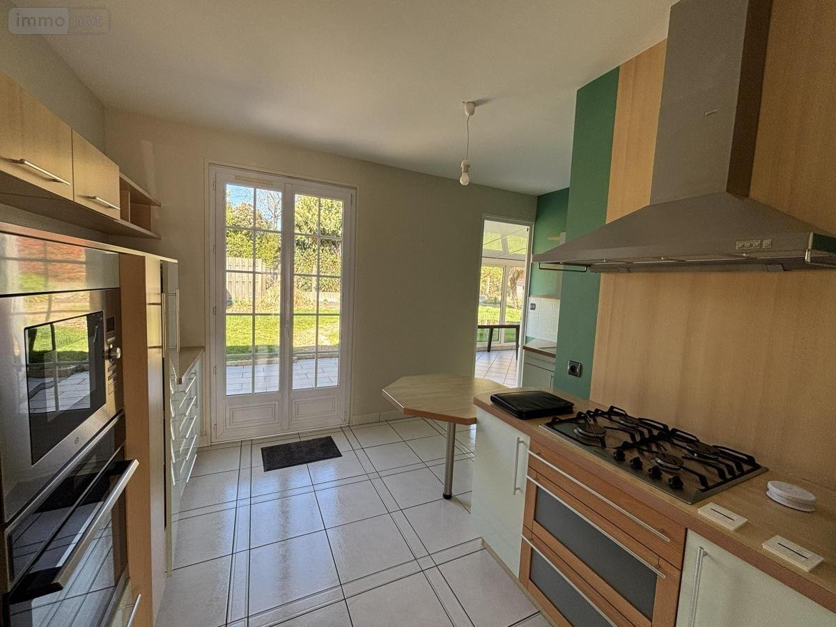 Location maison Bonchamp-lès-Laval 53960 Mayenne 98 m2 4 pièces 850 euros