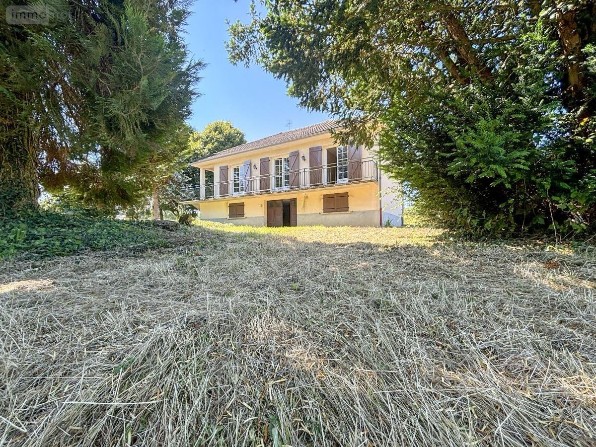 Maison a vendre Saint-Junien 87200 Haute-Vienne 100 m2 5 pièces 167620 euros