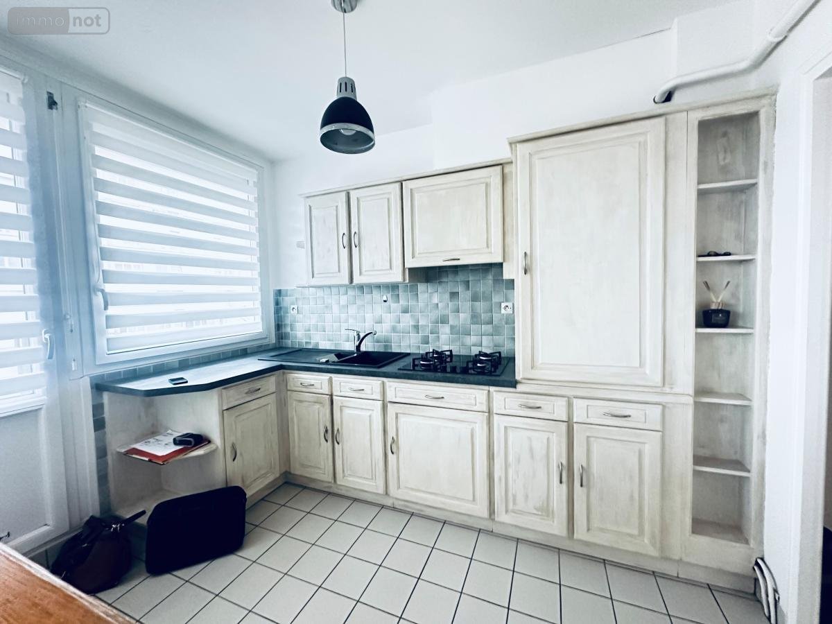 Appartement a vendre Lorient 56100 Morbihan 60 m2 3 pièces 185706 euros