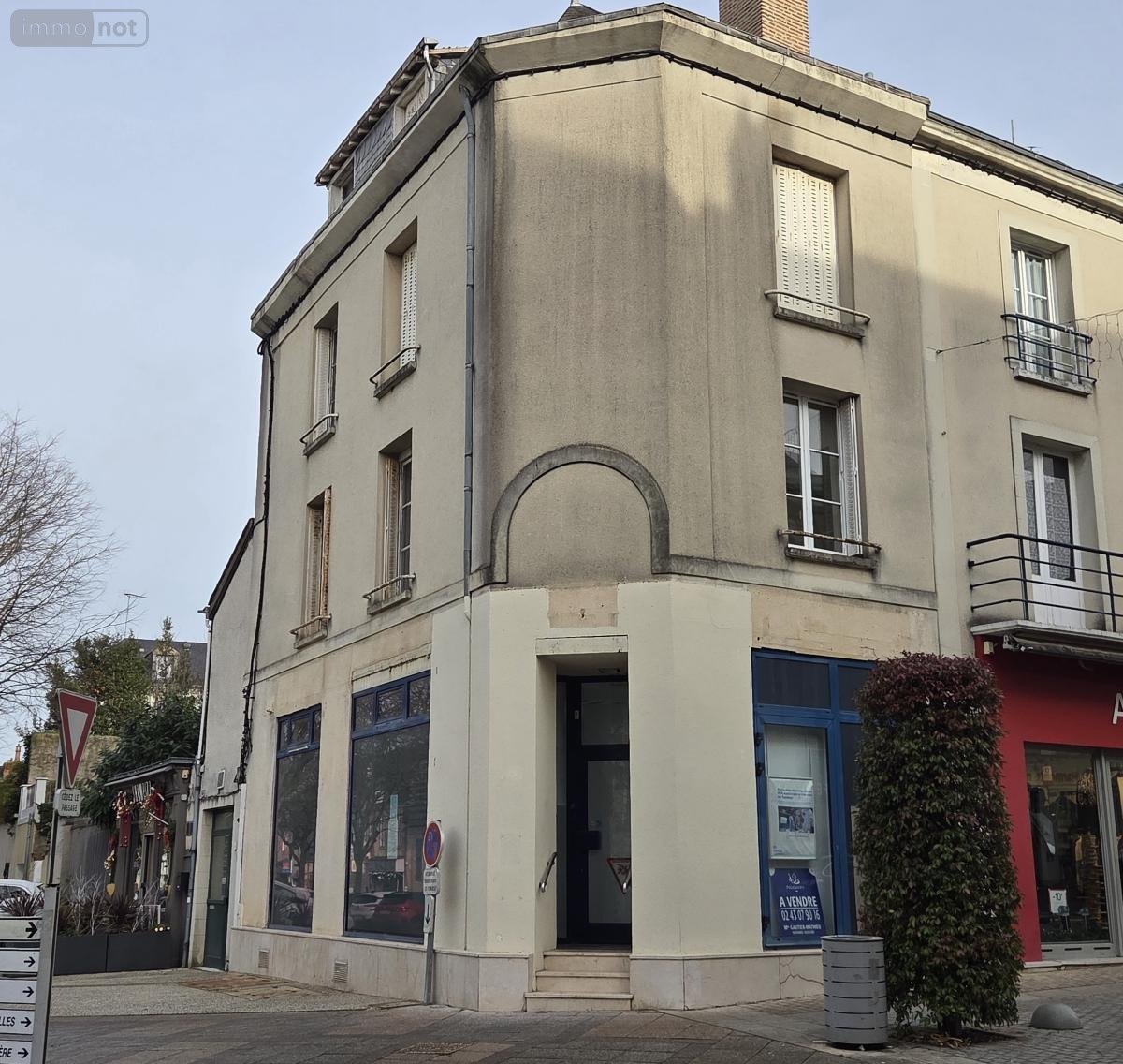 Immeuble a vendre Château-Gontier-sur-Mayenne 53200 Mayenne 105 m2  178100 euros
