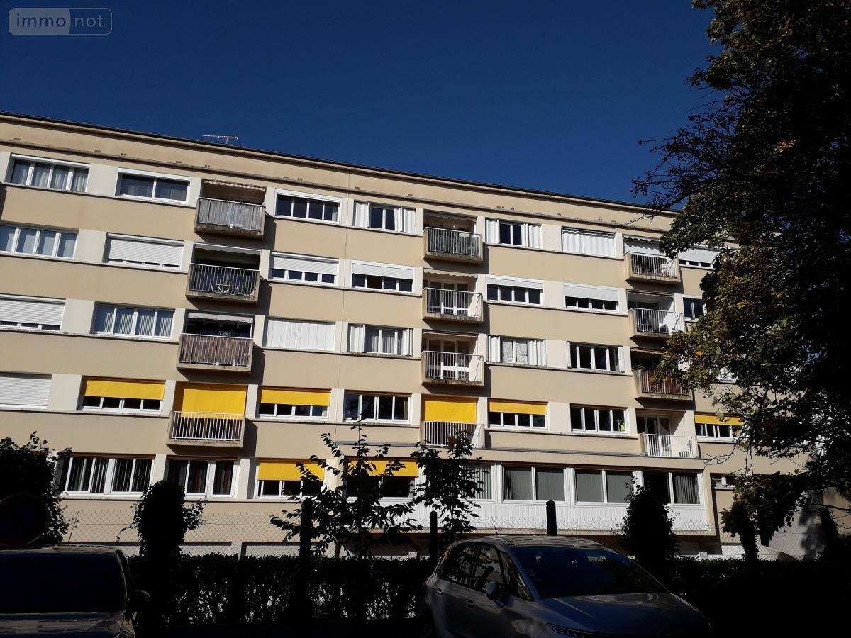 Location appartement Laval 53000 Mayenne 98 m2 4 pièces 1000 euros