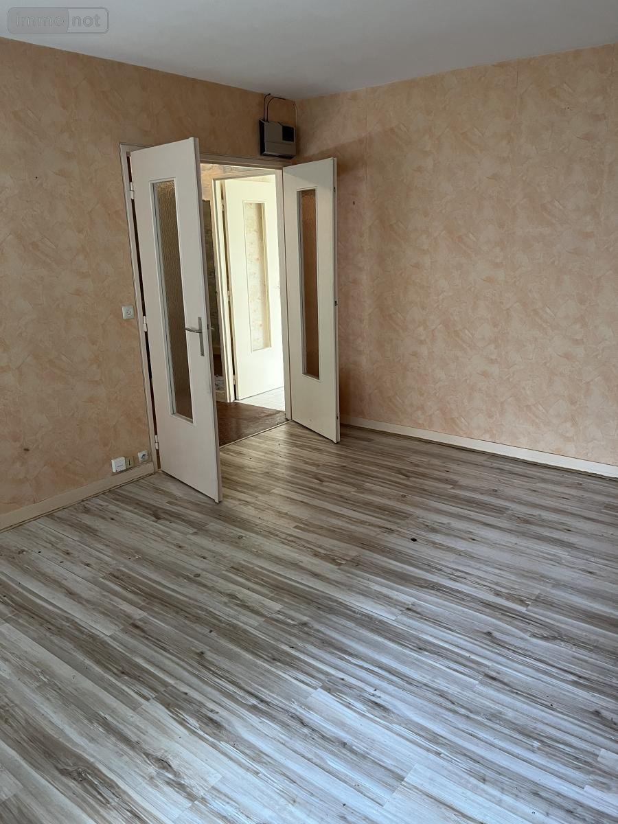 Appartement a vendre Épernay 51200 Marne 52 m2  53000 euros
