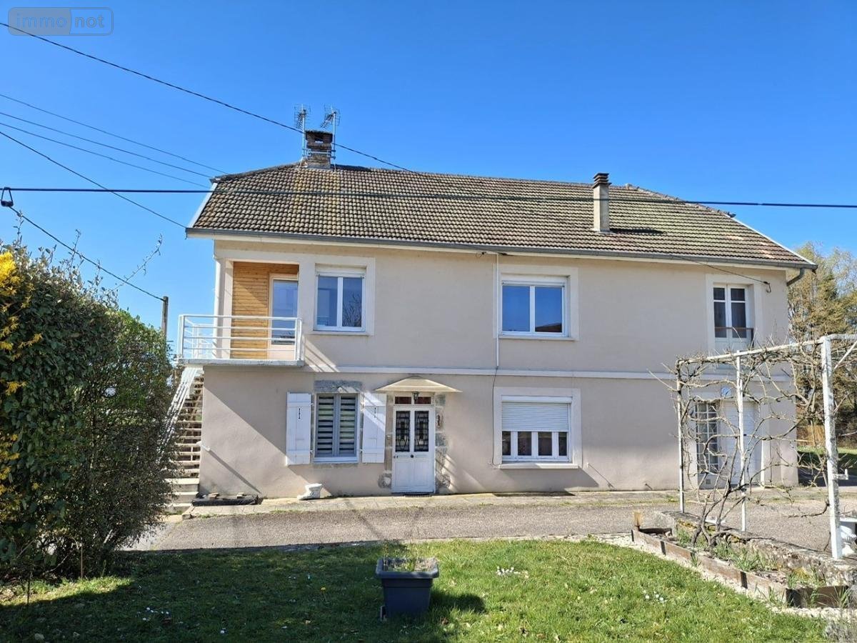 Location appartement Vaudrey 39380 Jura 105 m2 4 pièces 762 euros
