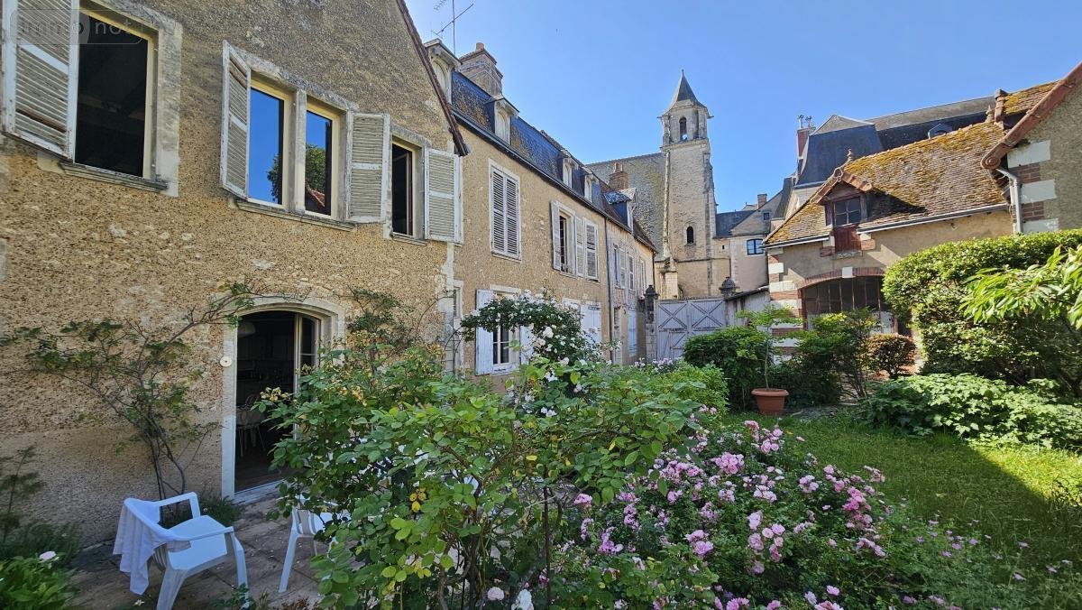 Maison a vendre Vendôme 41100 Loir-et-Cher 330 m2 10 pièces 618000 euros